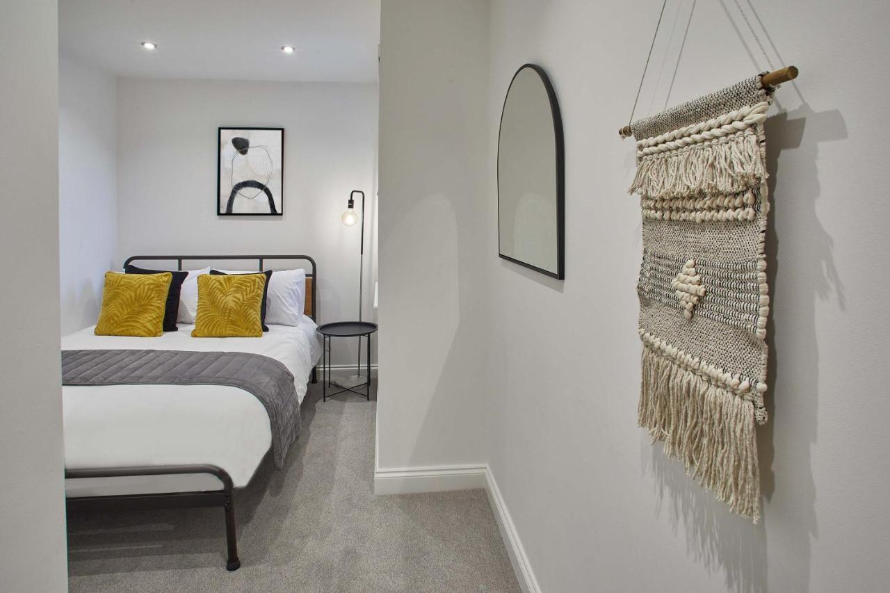 Host & Stay - Apartment One, Hudsons Yard House Whitby Bagian luar foto