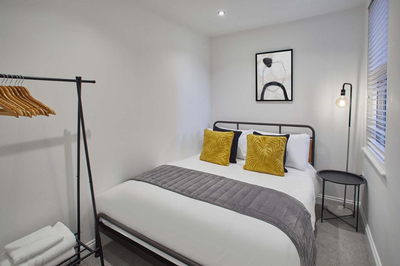 Host & Stay - Apartment One, Hudsons Yard House Whitby Bagian luar foto