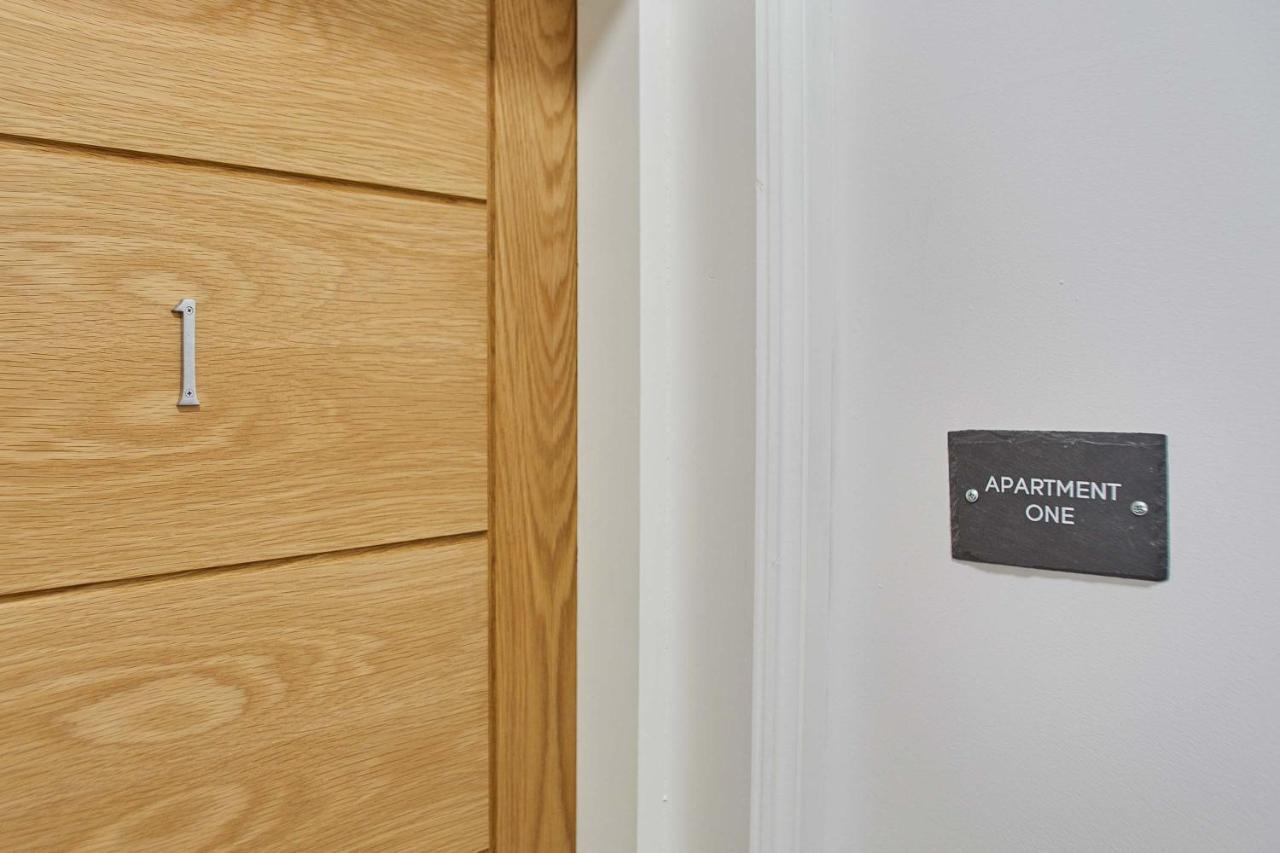 Host & Stay - Apartment One, Hudsons Yard House Whitby Bagian luar foto